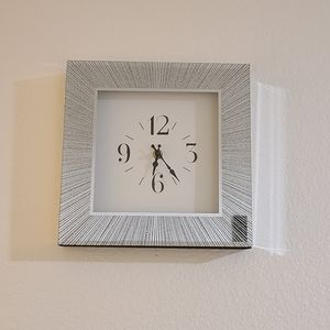 Silver mirror clock. Wall/desk clock.